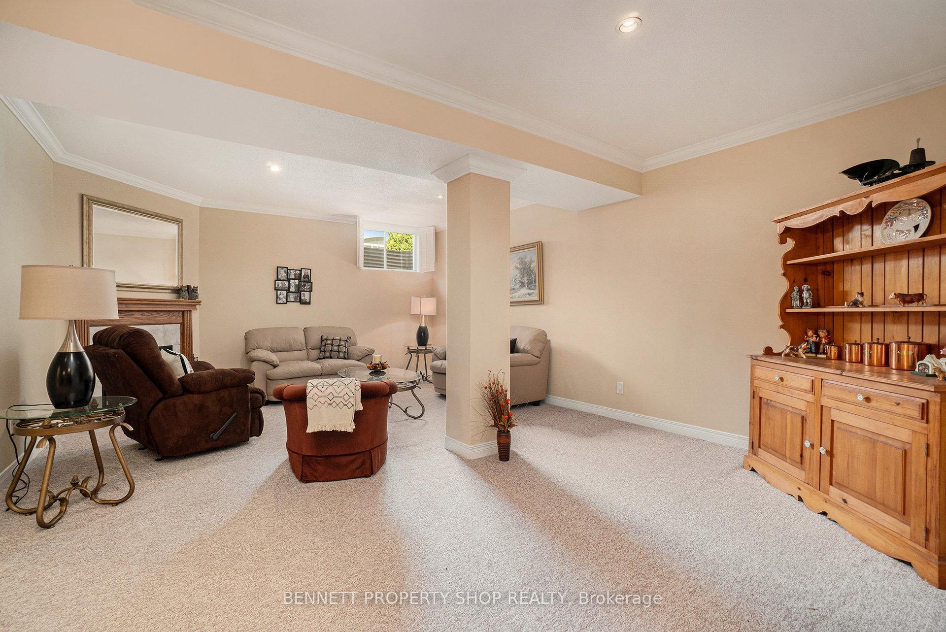 Photo 21 of 813 Hot Springs Way, Ottawa, Riverside South/Gloucester Glen — HOMEH
