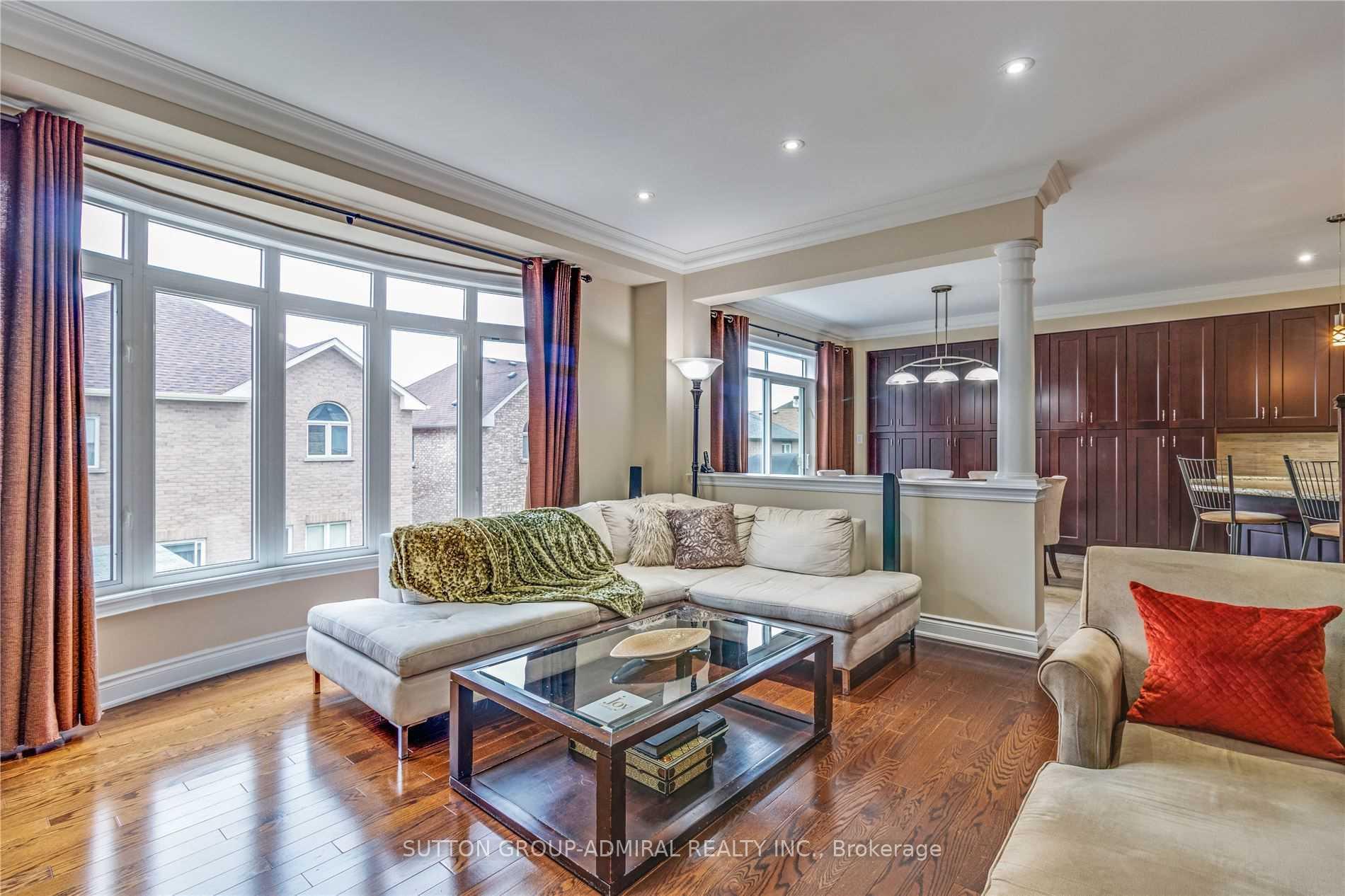 Photo 14 of 305 Ilan Ramon Boulevard, Vaughan, Patterson — HOMEH