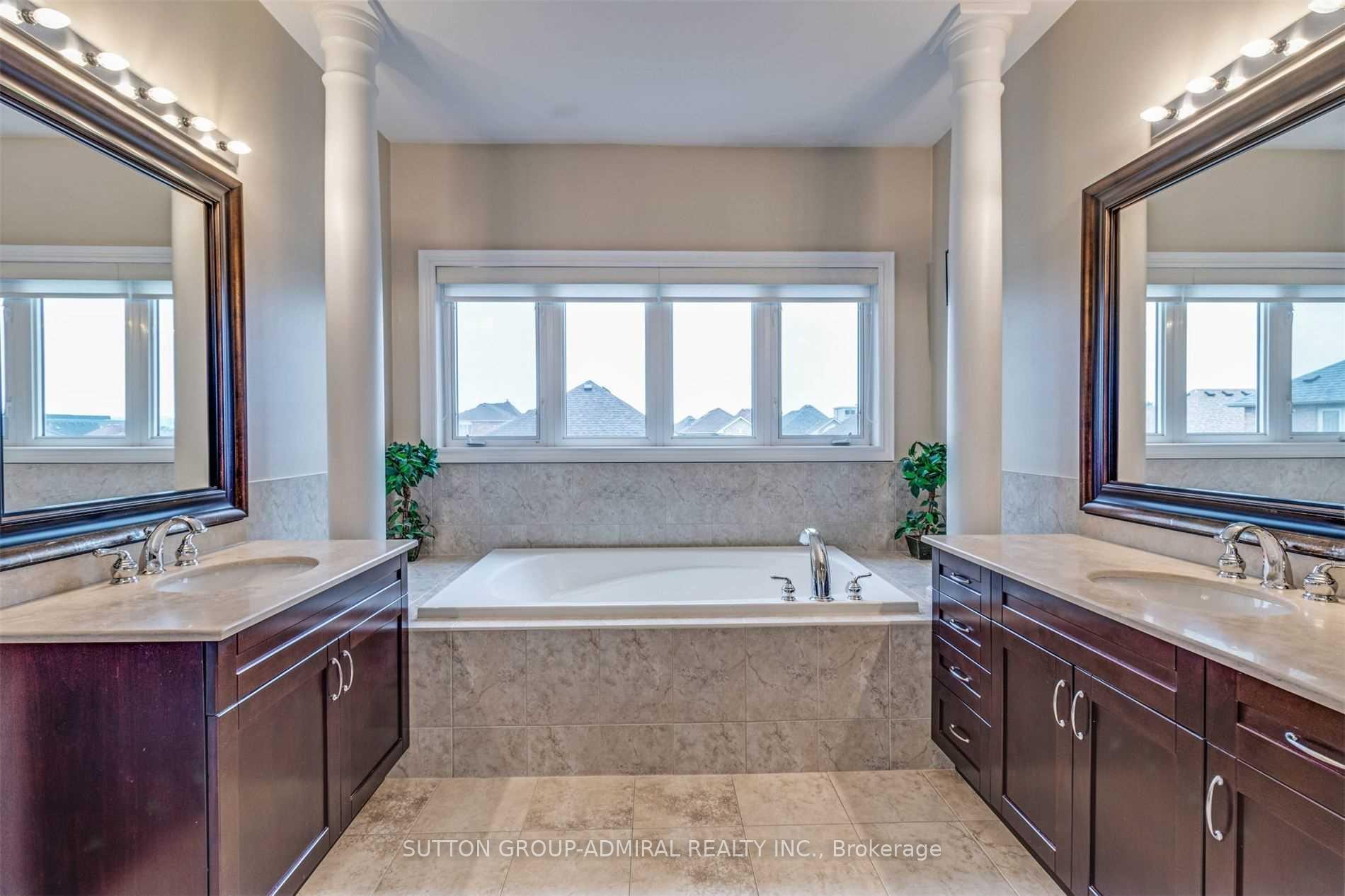 Photo 32 of 305 Ilan Ramon Boulevard, Vaughan, Patterson — HOMEH