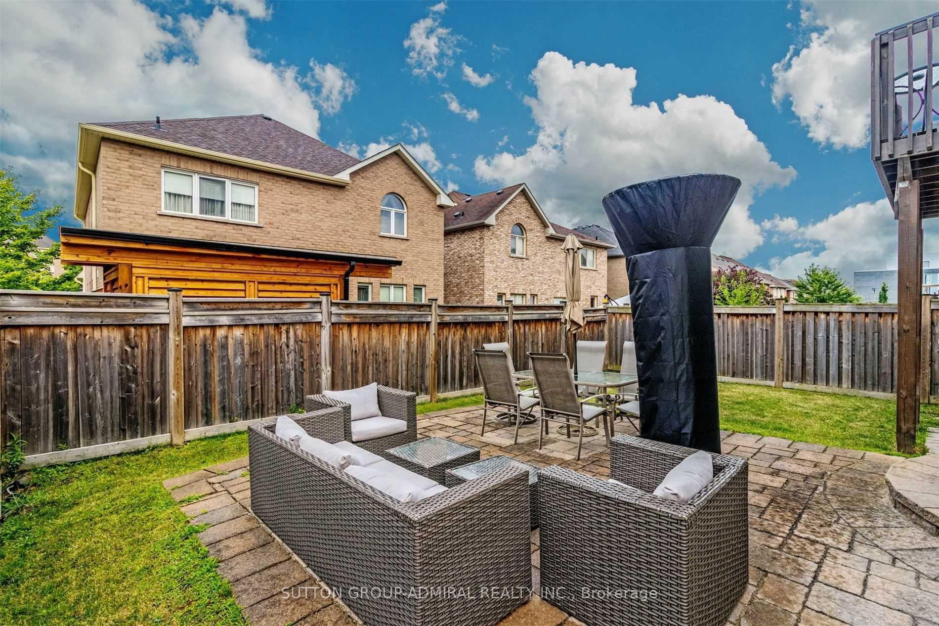 Photo 38 of 305 Ilan Ramon Boulevard, Vaughan, Patterson — HOMEH