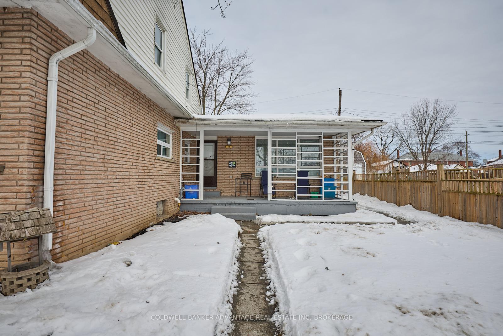 Photo 4 of 38-40 First Street, Welland, Lincoln/Crowland — HOMEH