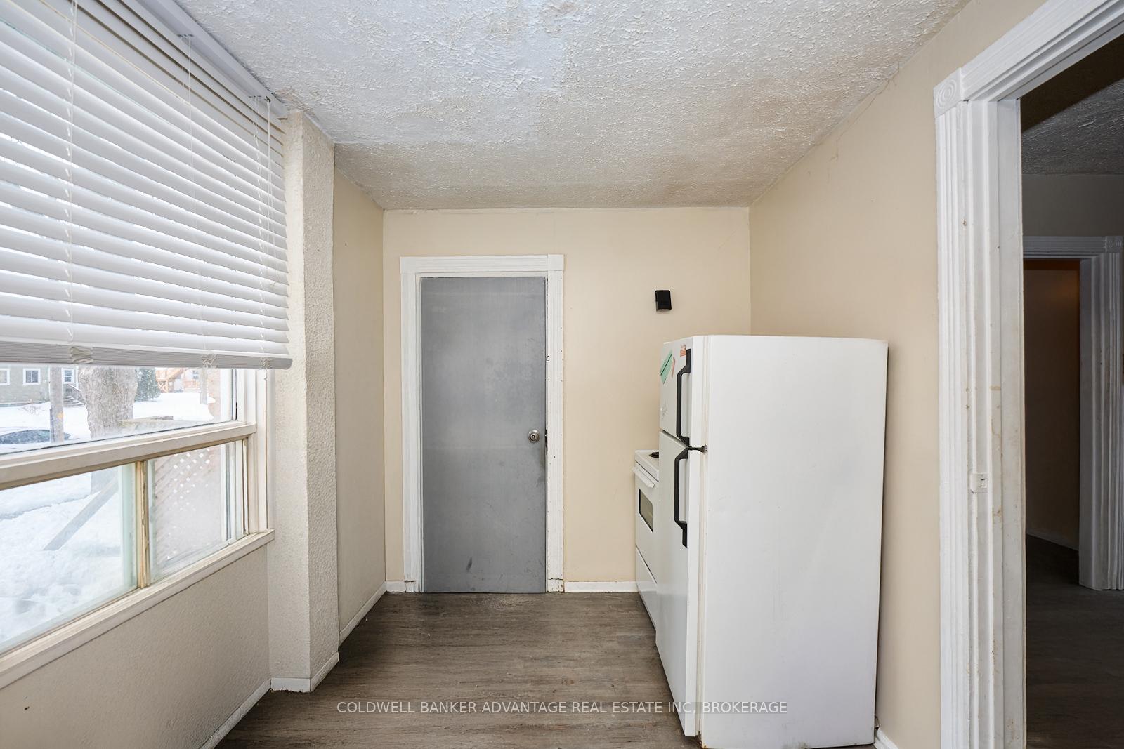 Photo 12 of 38-40 First Street, Welland, Lincoln/Crowland — HOMEH