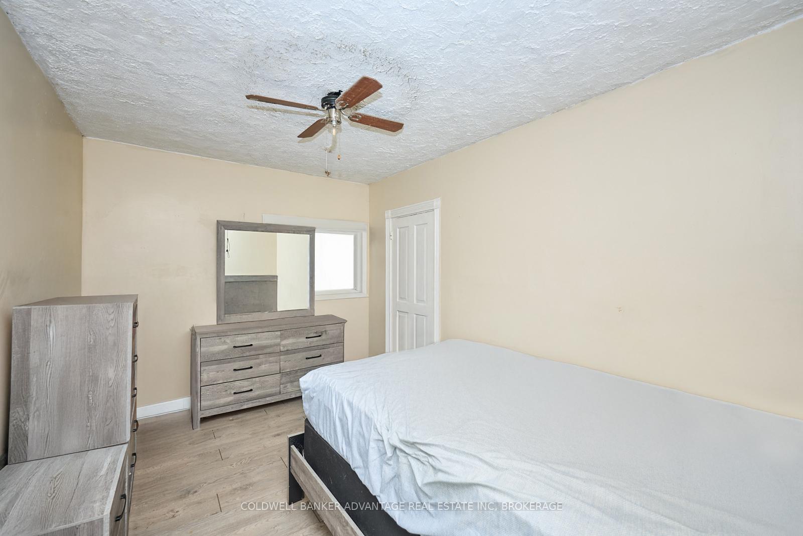 Photo 16 of 38-40 First Street, Welland, Lincoln/Crowland — HOMEH