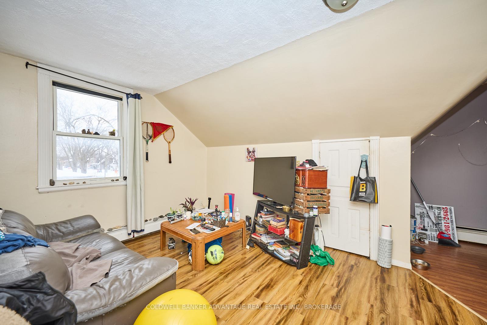 Photo 20 of 38-40 First Street, Welland, Lincoln/Crowland — HOMEH