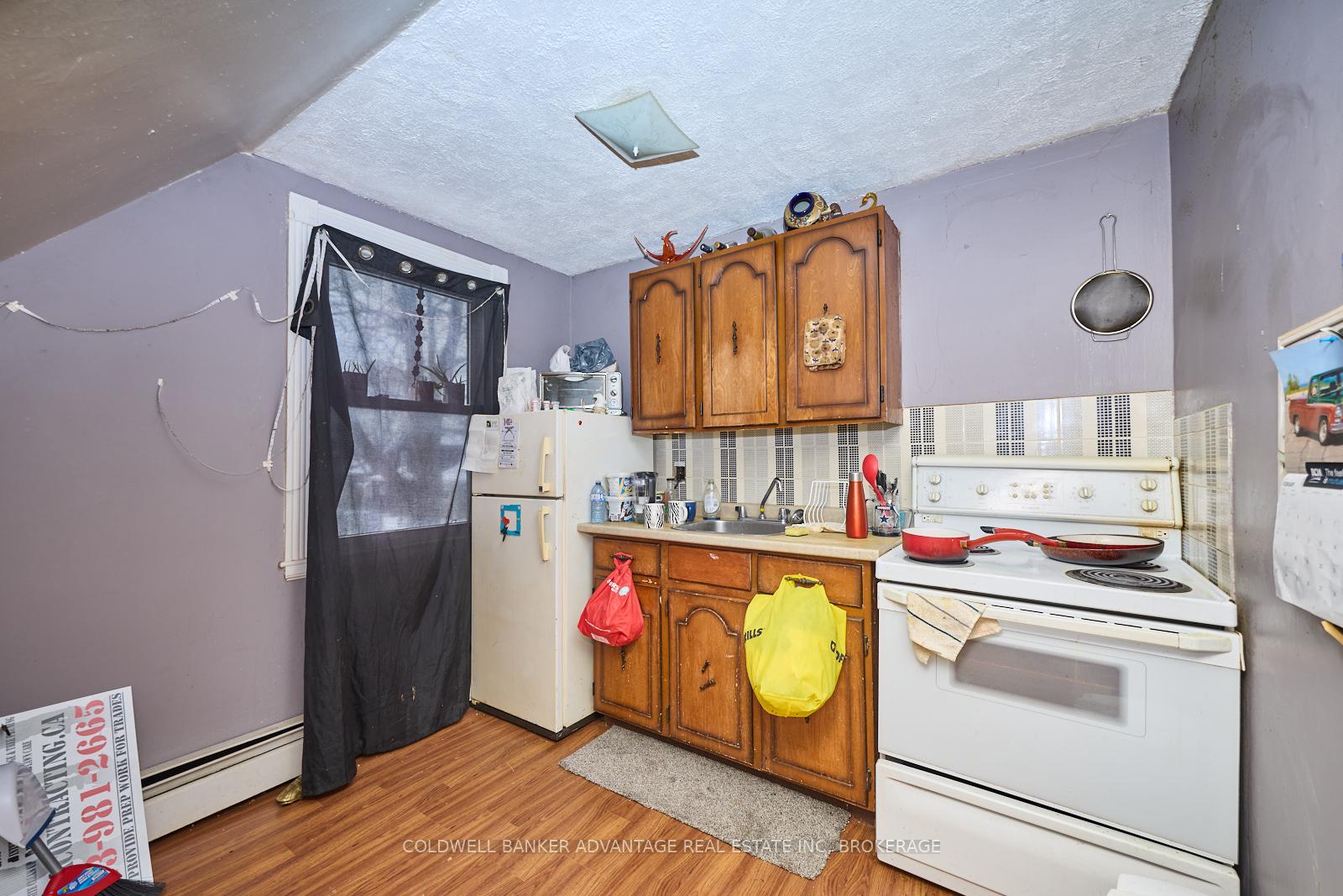 Photo 21 of 38-40 First Street, Welland, Lincoln/Crowland — HOMEH