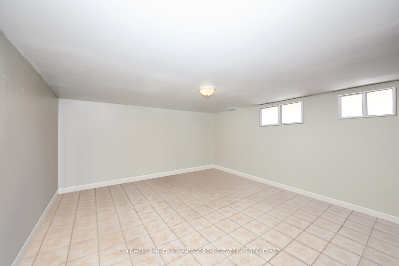 Photo 32 of 38-40 First Street, Welland, Lincoln/Crowland — HOMEH