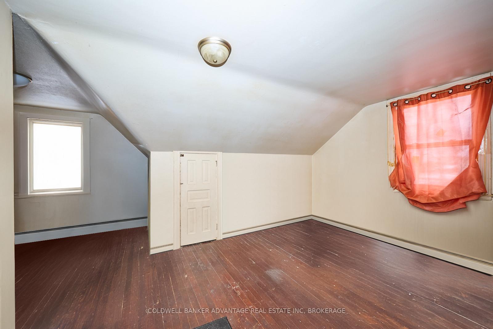 Photo 43 of 38-40 First Street, Welland, Lincoln/Crowland — HOMEH