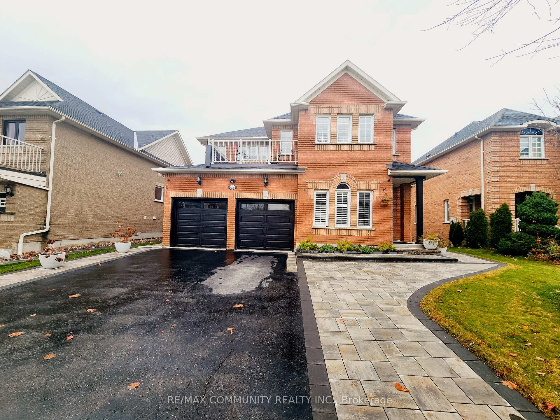 Photo 2 of Unit Bsmt, 83 Gloria Crescent, Whitby, Williamsburg — HOMEH
