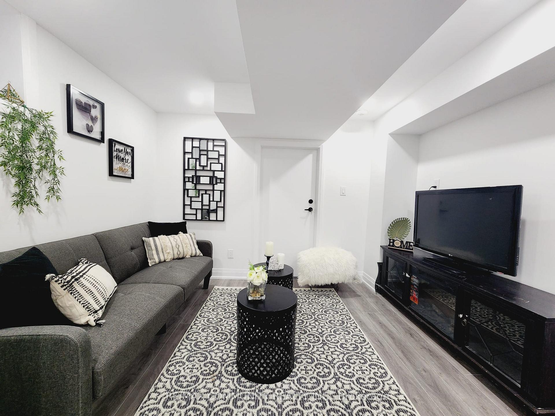 Photo 5 of Unit Bsmt, 83 Gloria Crescent, Whitby, Williamsburg — HOMEH