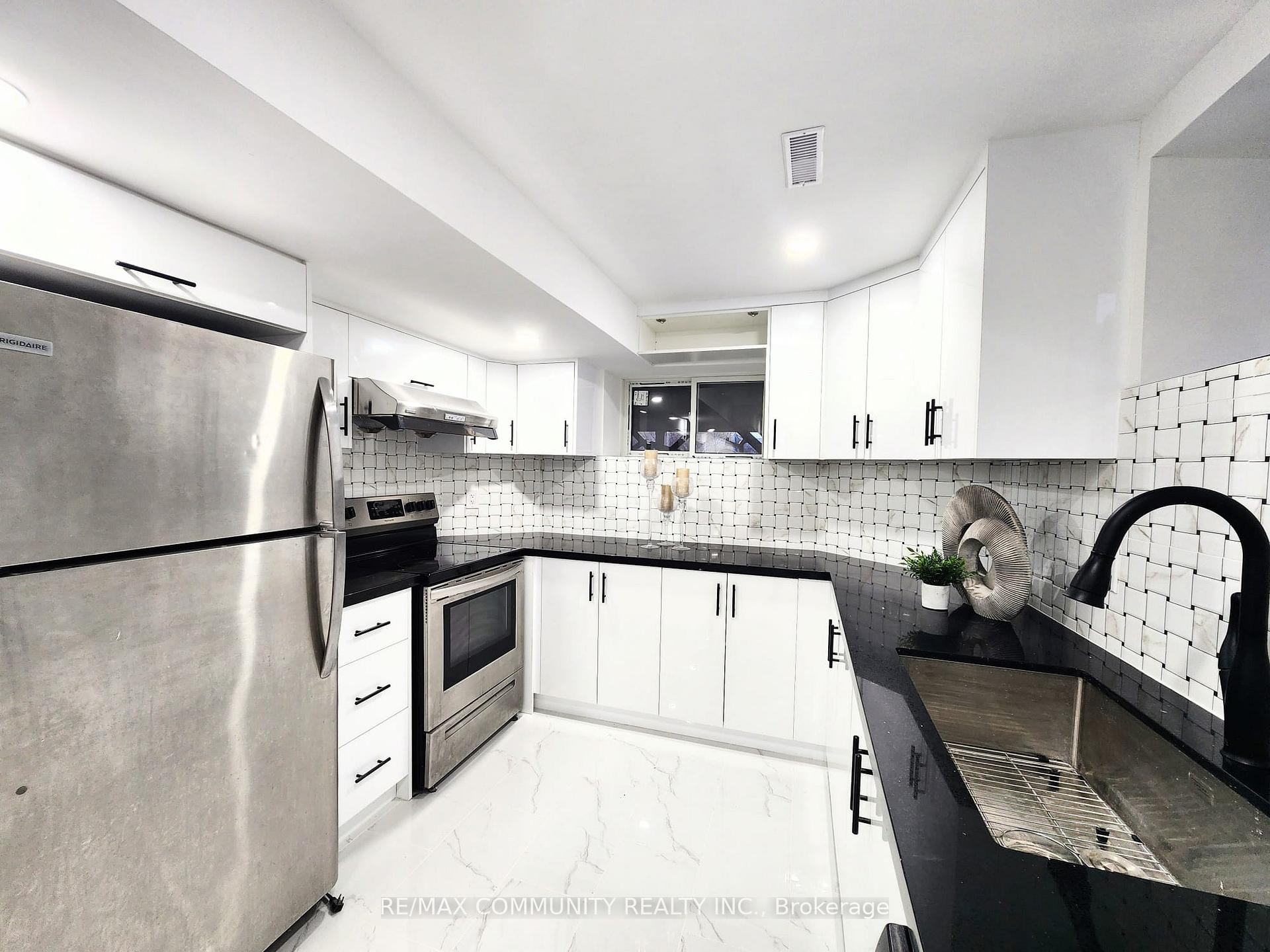 Photo 8 of Unit Bsmt, 83 Gloria Crescent, Whitby, Williamsburg — HOMEH