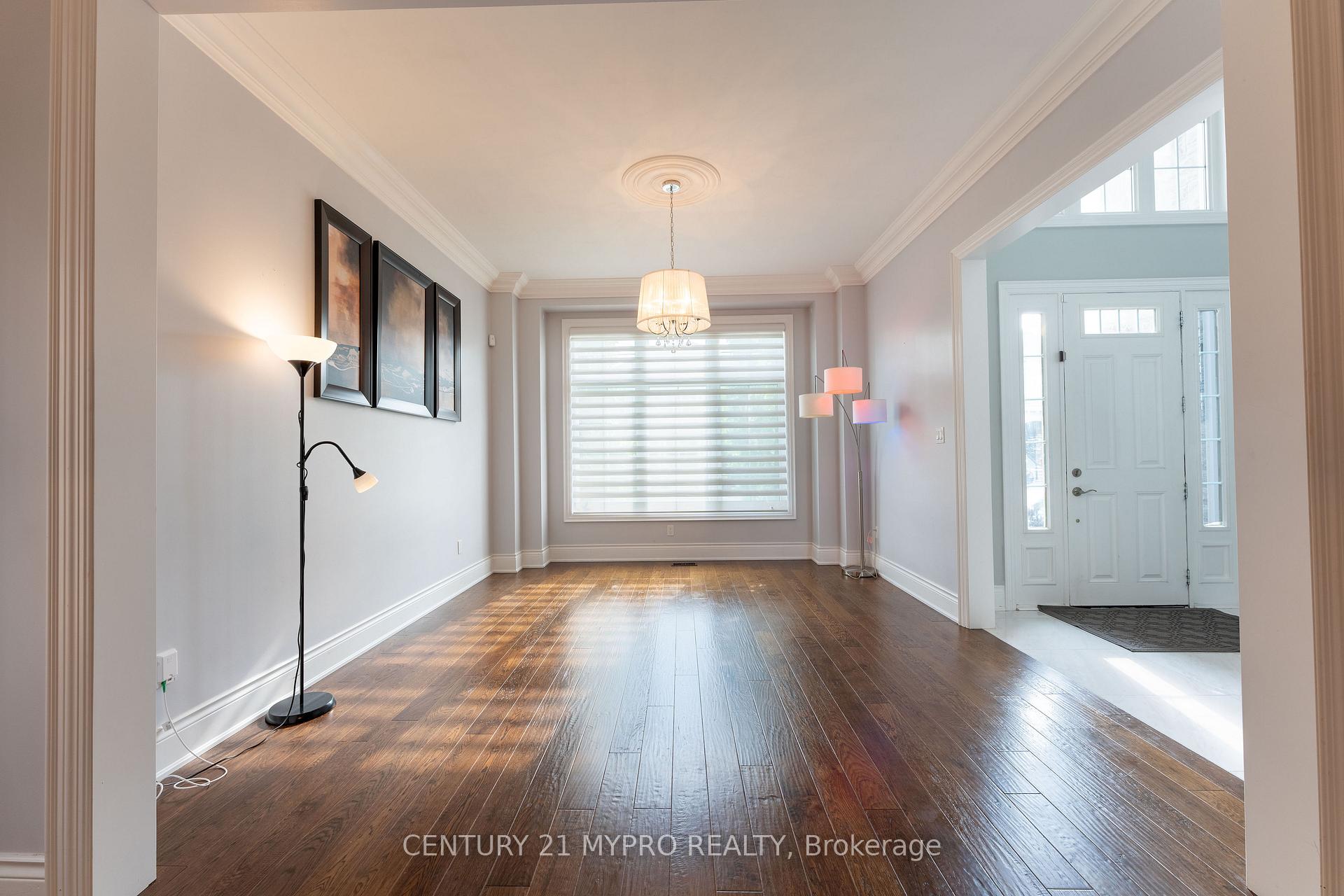 Photo 4 of 15 Parisienne Road, Vaughan, Vellore Village — HOMEH