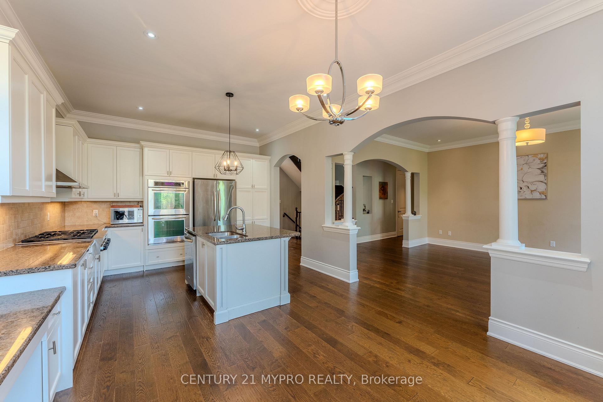 Photo 10 of 15 Parisienne Road, Vaughan, Vellore Village — HOMEH