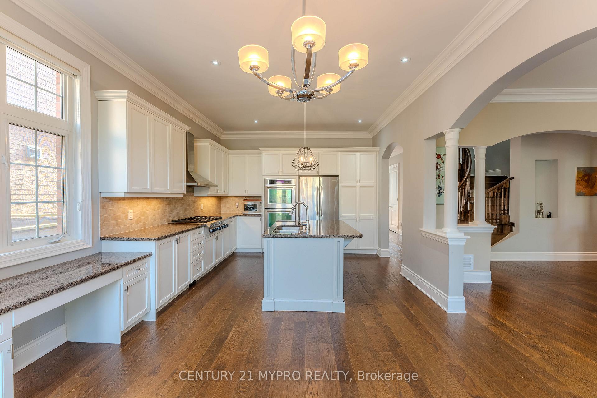 Photo 11 of 15 Parisienne Road, Vaughan, Vellore Village — HOMEH
