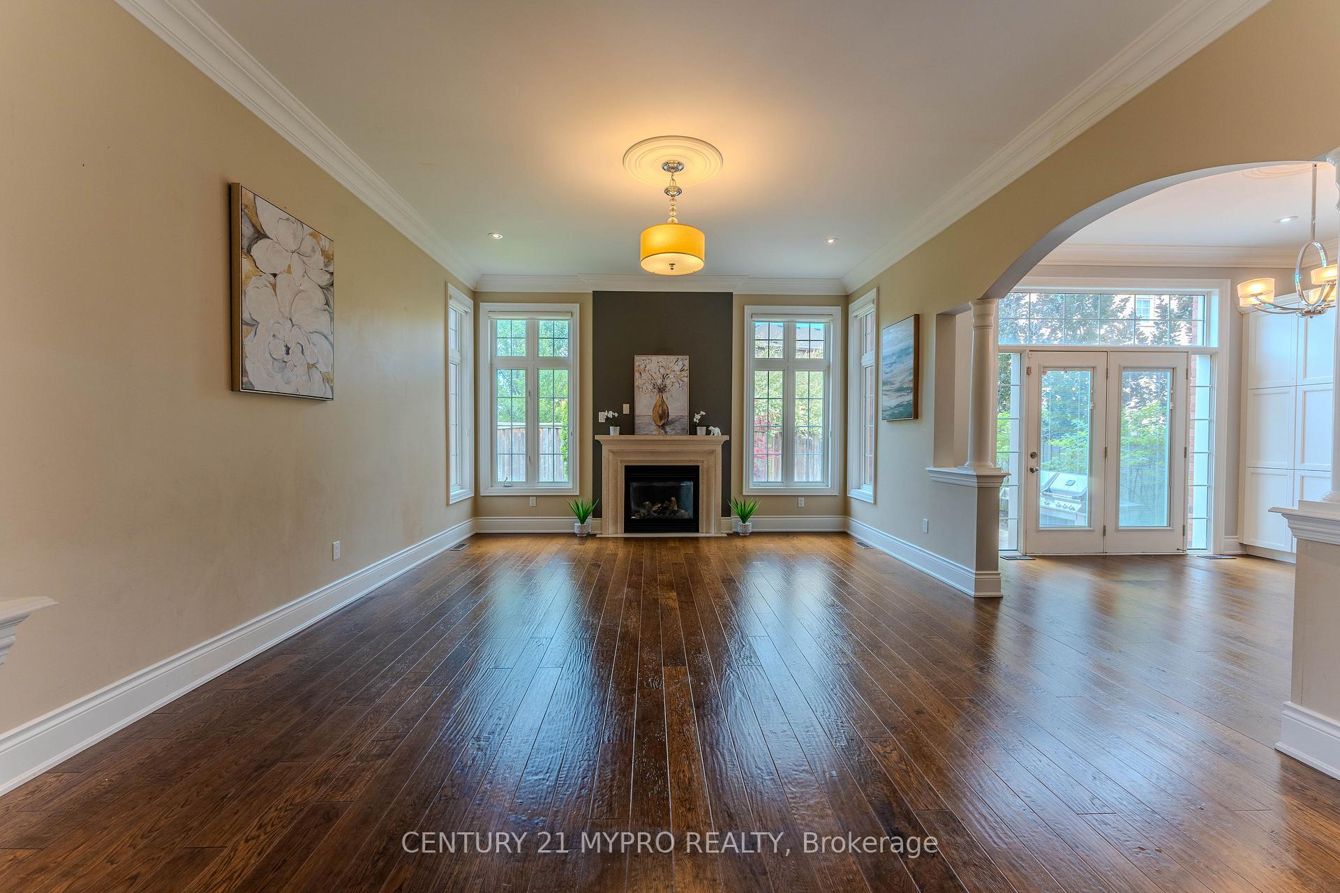 Photo 13 of 15 Parisienne Road, Vaughan, Vellore Village — HOMEH