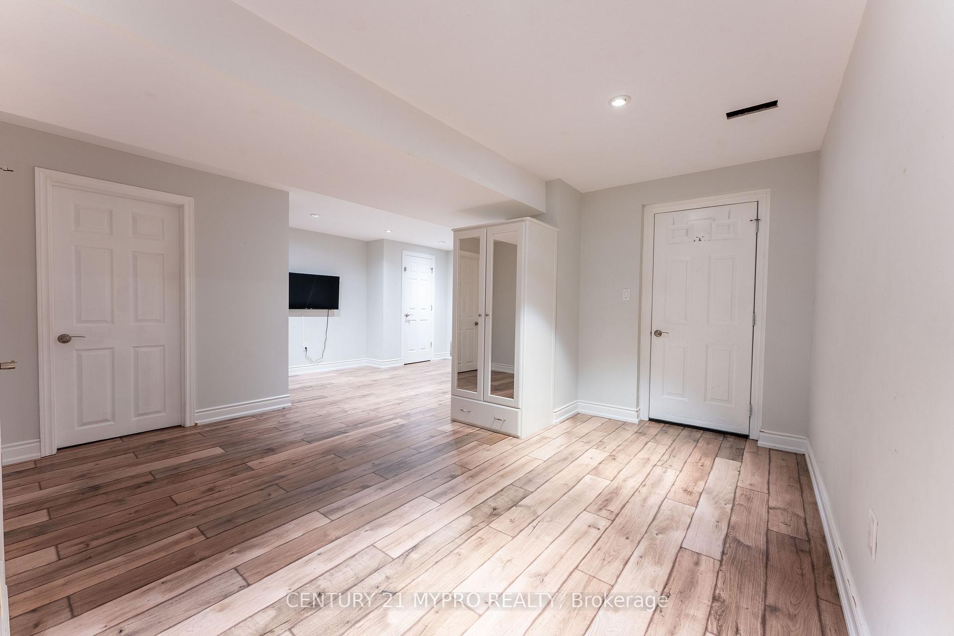 Photo 44 of 15 Parisienne Road, Vaughan, Vellore Village — HOMEH