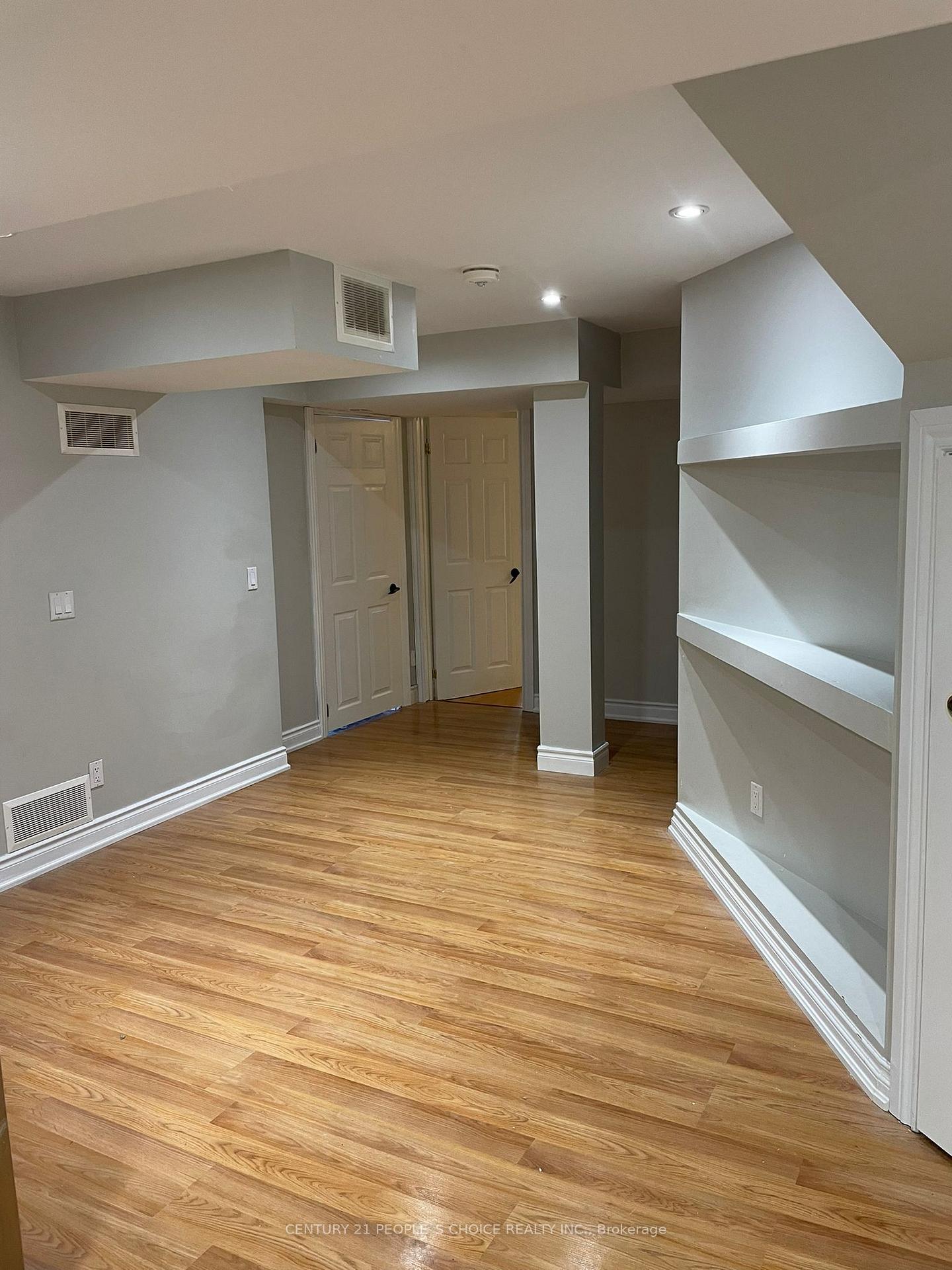 Photo 7 of Unit Bsmt, 9 Tweedie Crescent, Whitby, Williamsburg — HOMEH