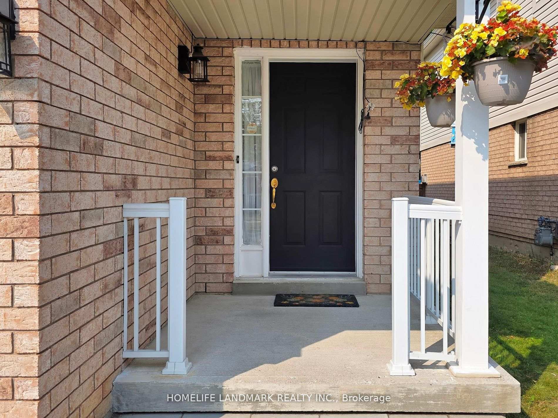 Photo 3 of 117 Toscana Drive, Whitby, Taunton North — HOMEH