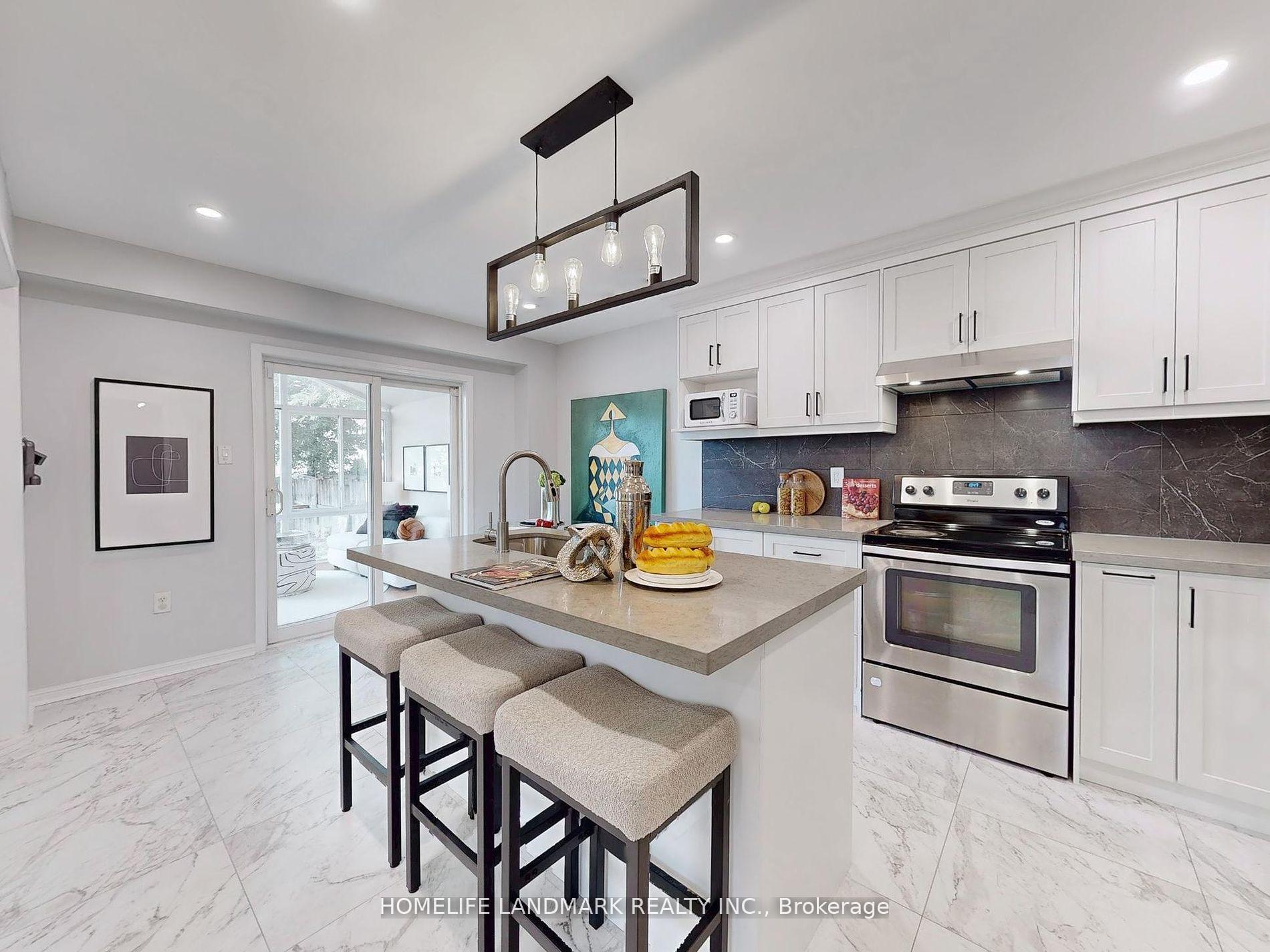 Photo 12 of 117 Toscana Drive, Whitby, Taunton North — HOMEH