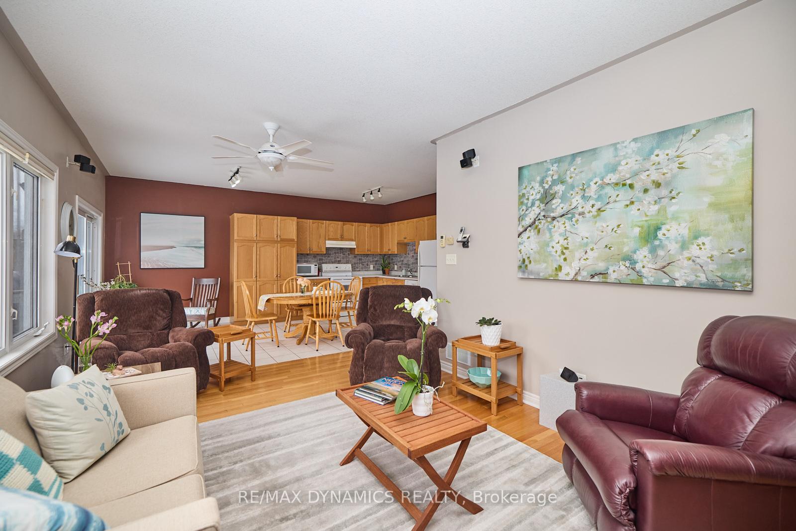 Photo 6 of 48 Gretel Place, Welland, N. Welland — HOMEH