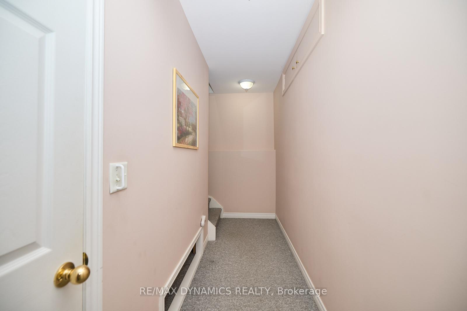 Photo 16 of 48 Gretel Place, Welland, N. Welland — HOMEH