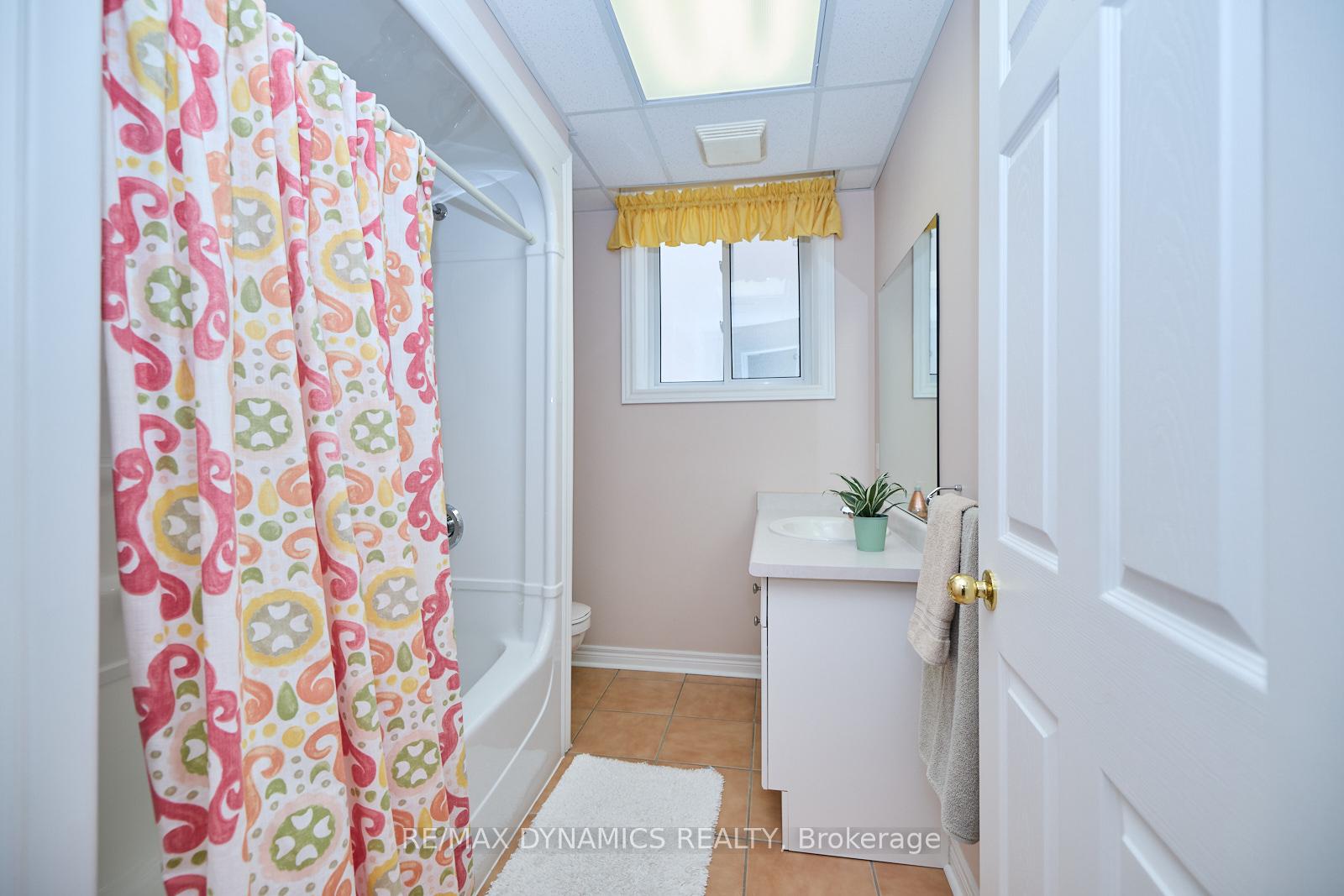 Photo 20 of 48 Gretel Place, Welland, N. Welland — HOMEH