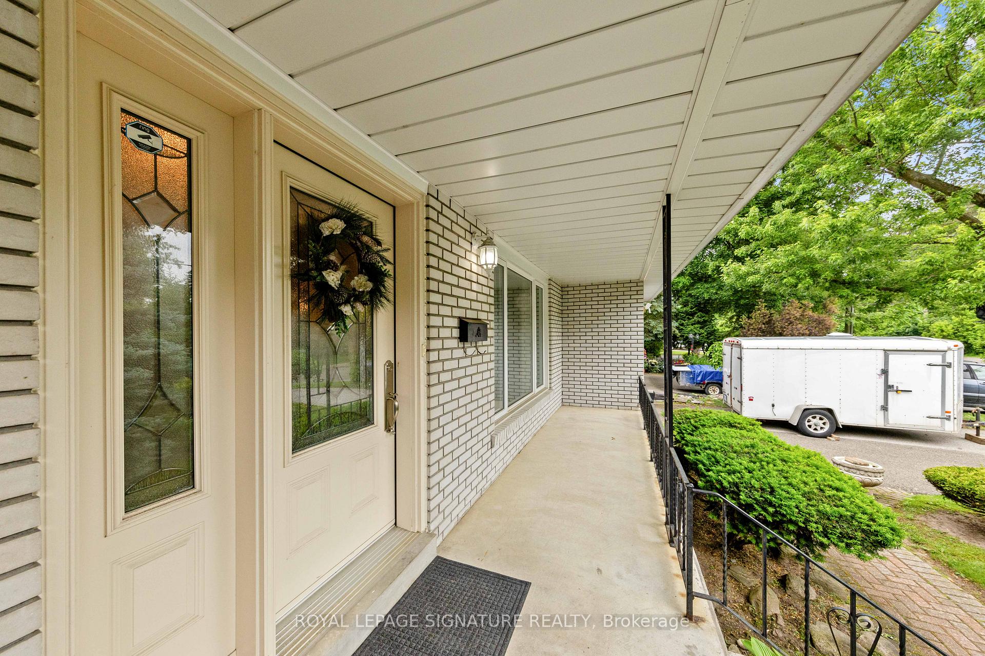 Photo 6 of 29 Woodview Road, Vaughan, East Woodbridge — HOMEH