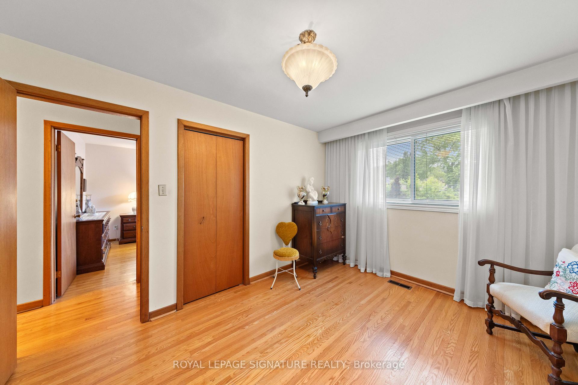 Photo 25 of 29 Woodview Road, Vaughan, East Woodbridge — HOMEH