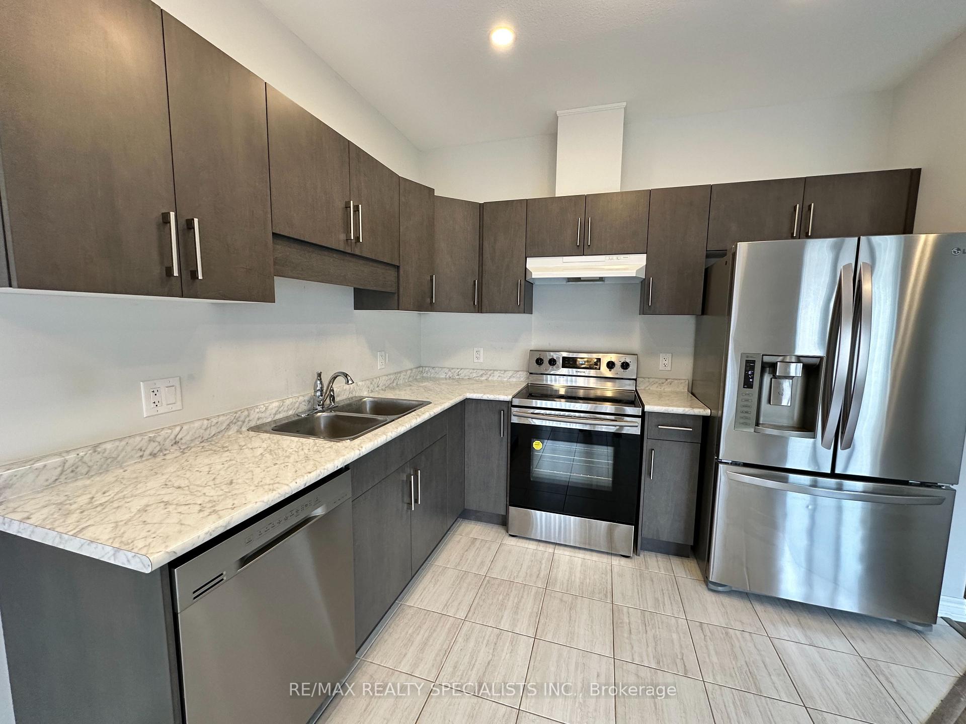 Photo 5 of 116 Sycamore Street, Welland, West Welland — HOMEH