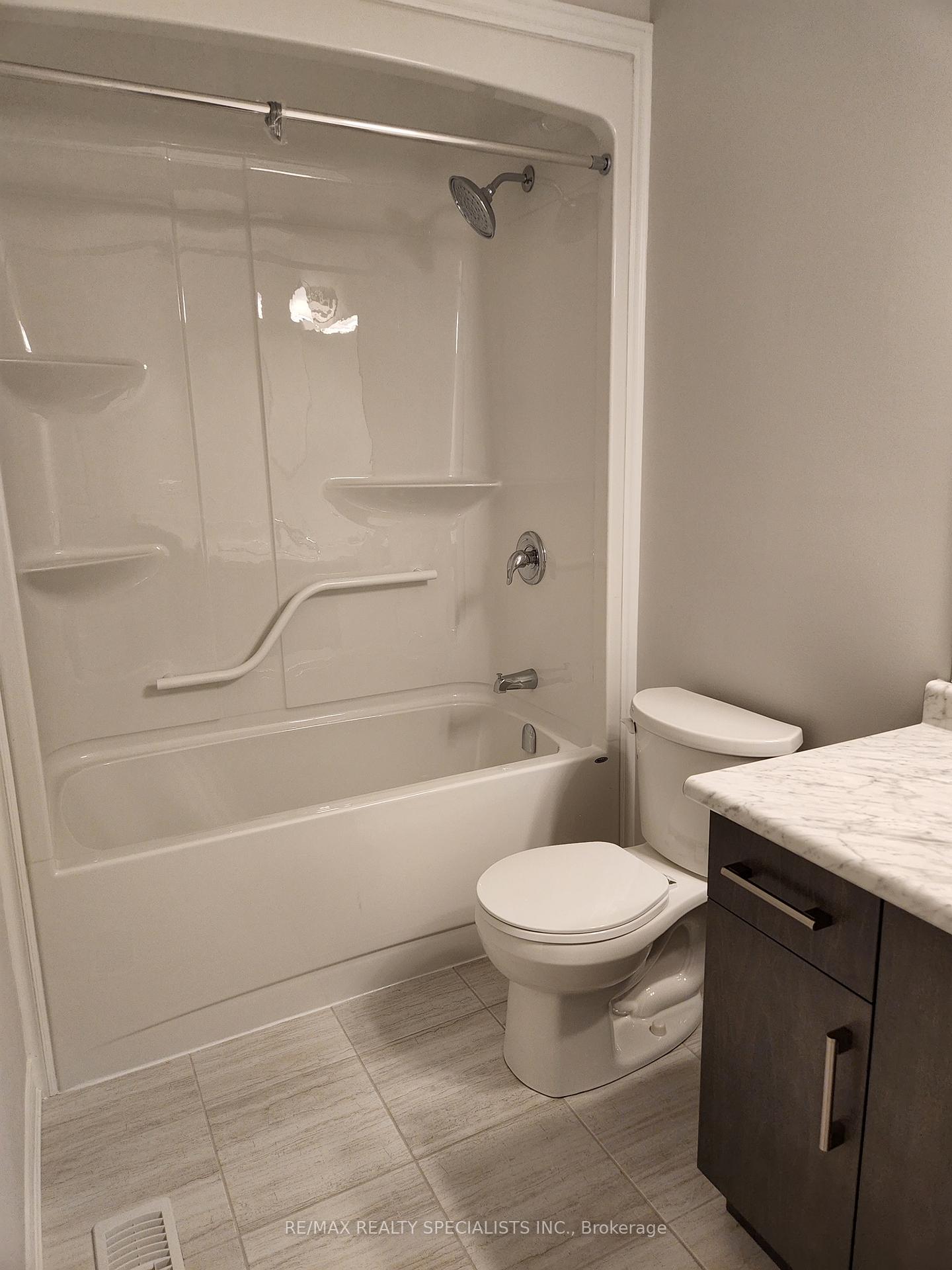Photo 12 of 116 Sycamore Street, Welland, West Welland — HOMEH