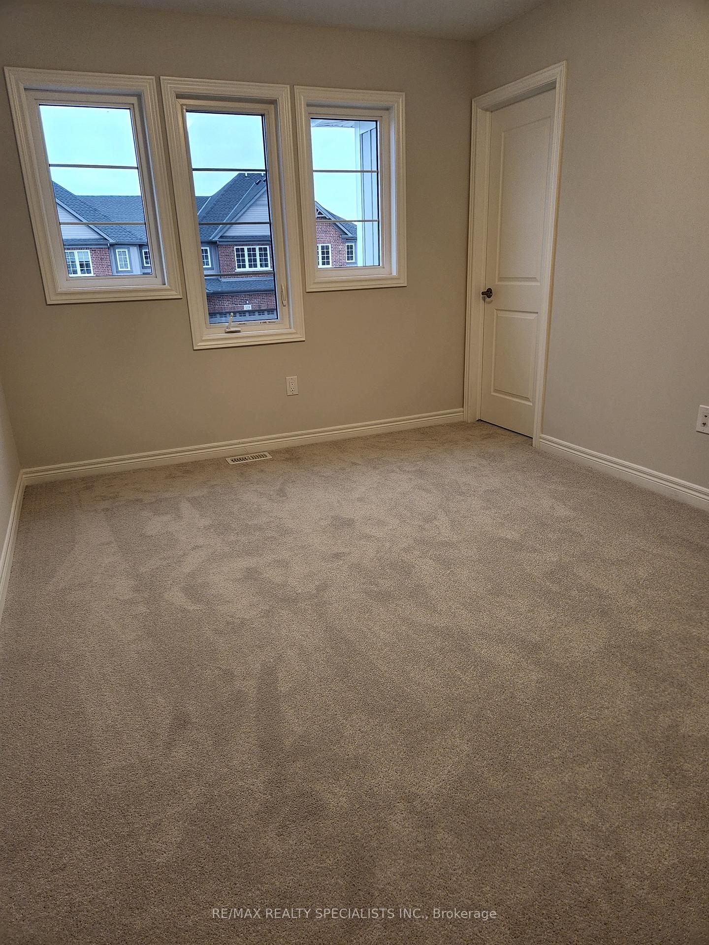 Photo 14 of 116 Sycamore Street, Welland, West Welland — HOMEH
