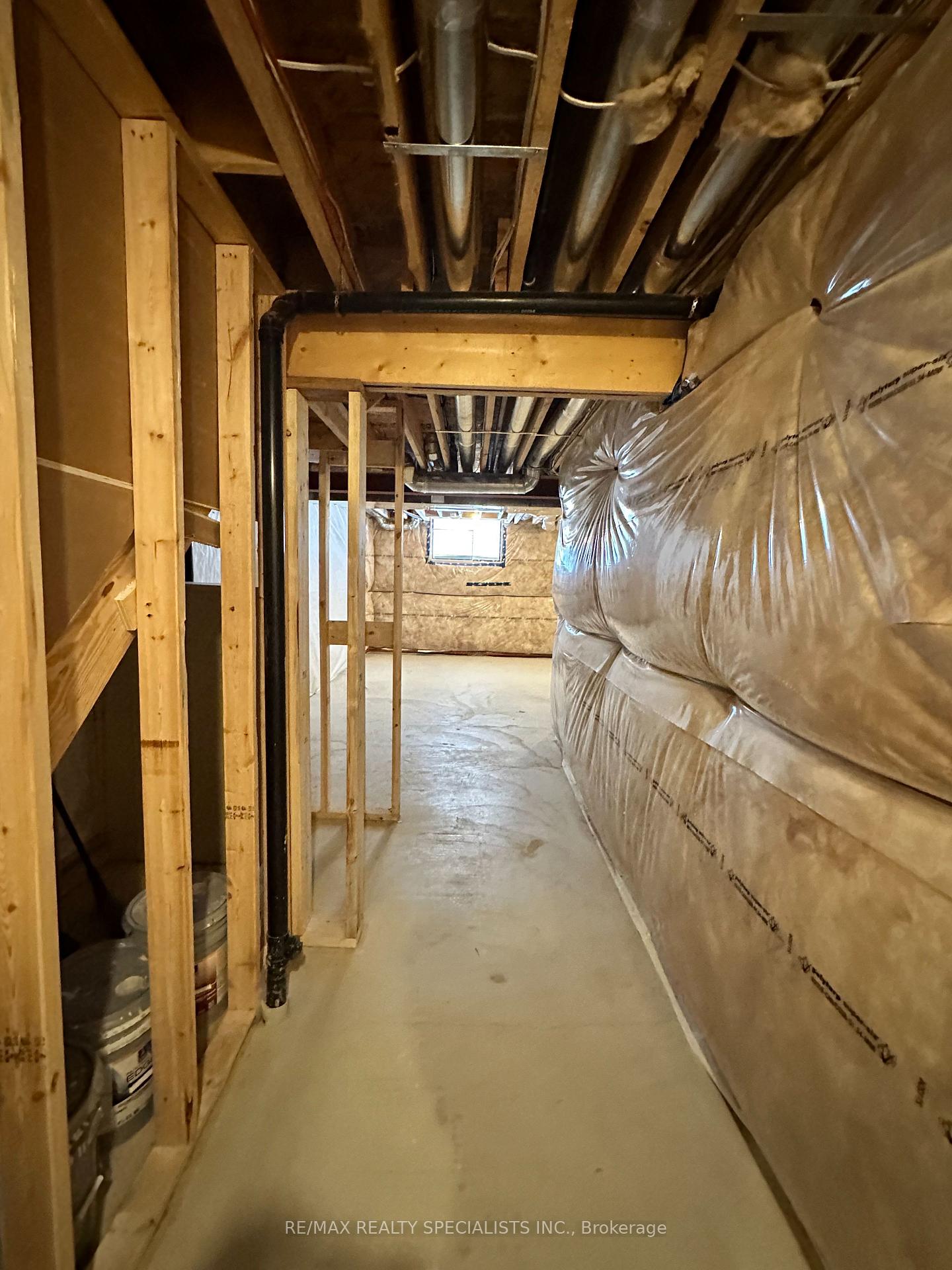 Photo 18 of 116 Sycamore Street, Welland, West Welland — HOMEH