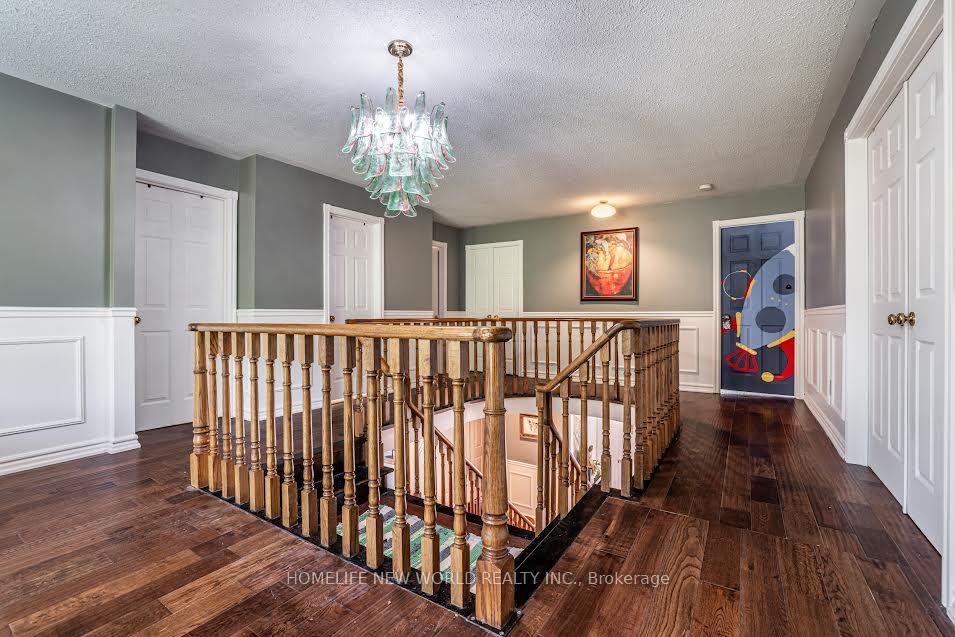 Photo 17 of 36 Whitfield Court, Aurora, Aurora Highlands — HOMEH