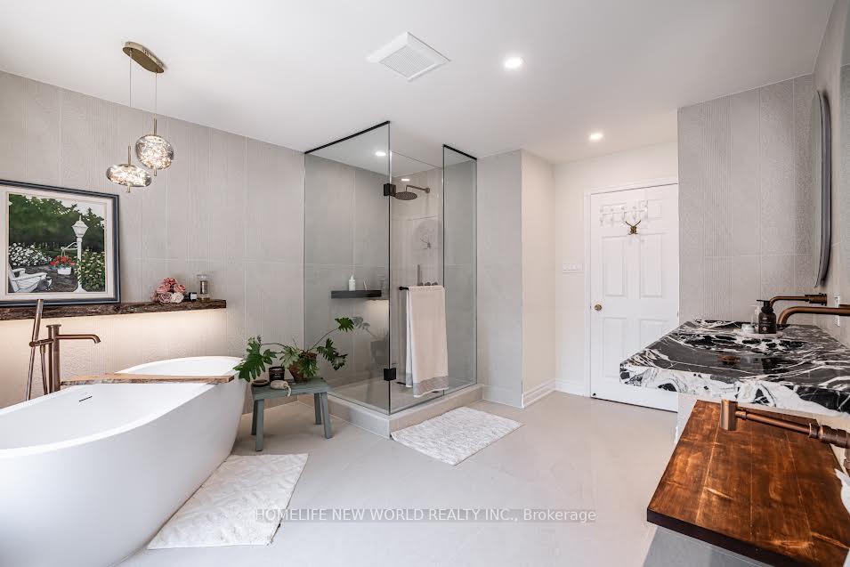 Photo 22 of 36 Whitfield Court, Aurora, Aurora Highlands — HOMEH