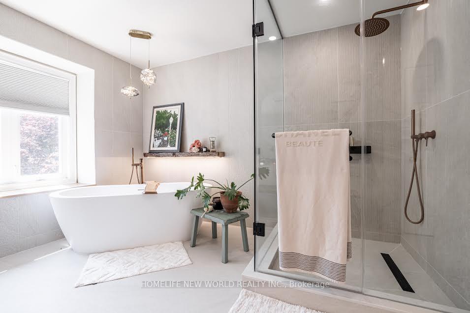 Photo 23 of 36 Whitfield Court, Aurora, Aurora Highlands — HOMEH