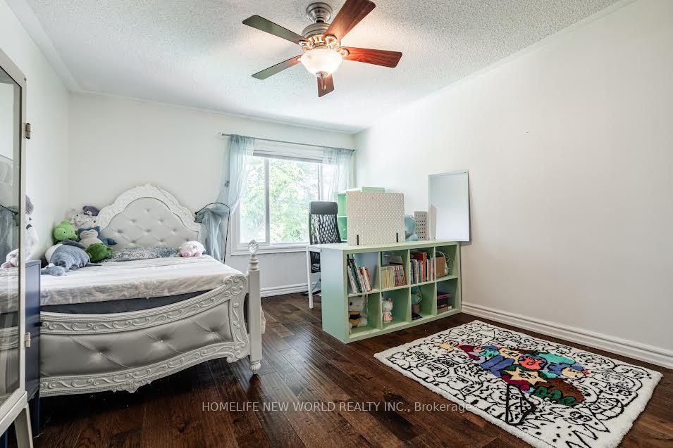 Photo 24 of 36 Whitfield Court, Aurora, Aurora Highlands — HOMEH