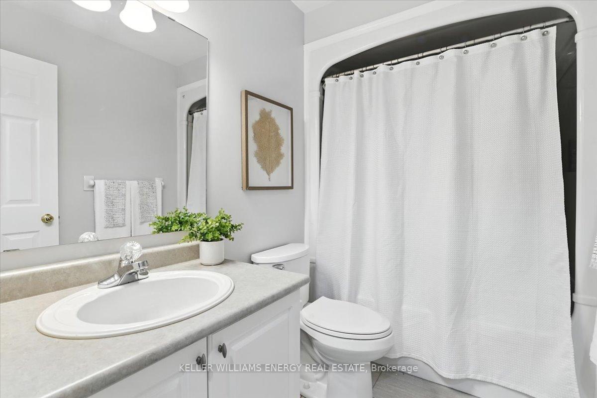 Photo 15 of 155 Lady May Drive, Whitby, Rolling Acres — HOMEH