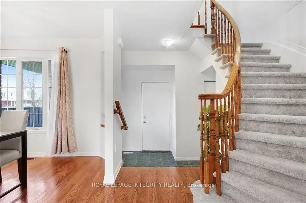Photo 4 of 77 Daventry Crescent, Ottawa, Barrhaven - Longfields — HOMEH