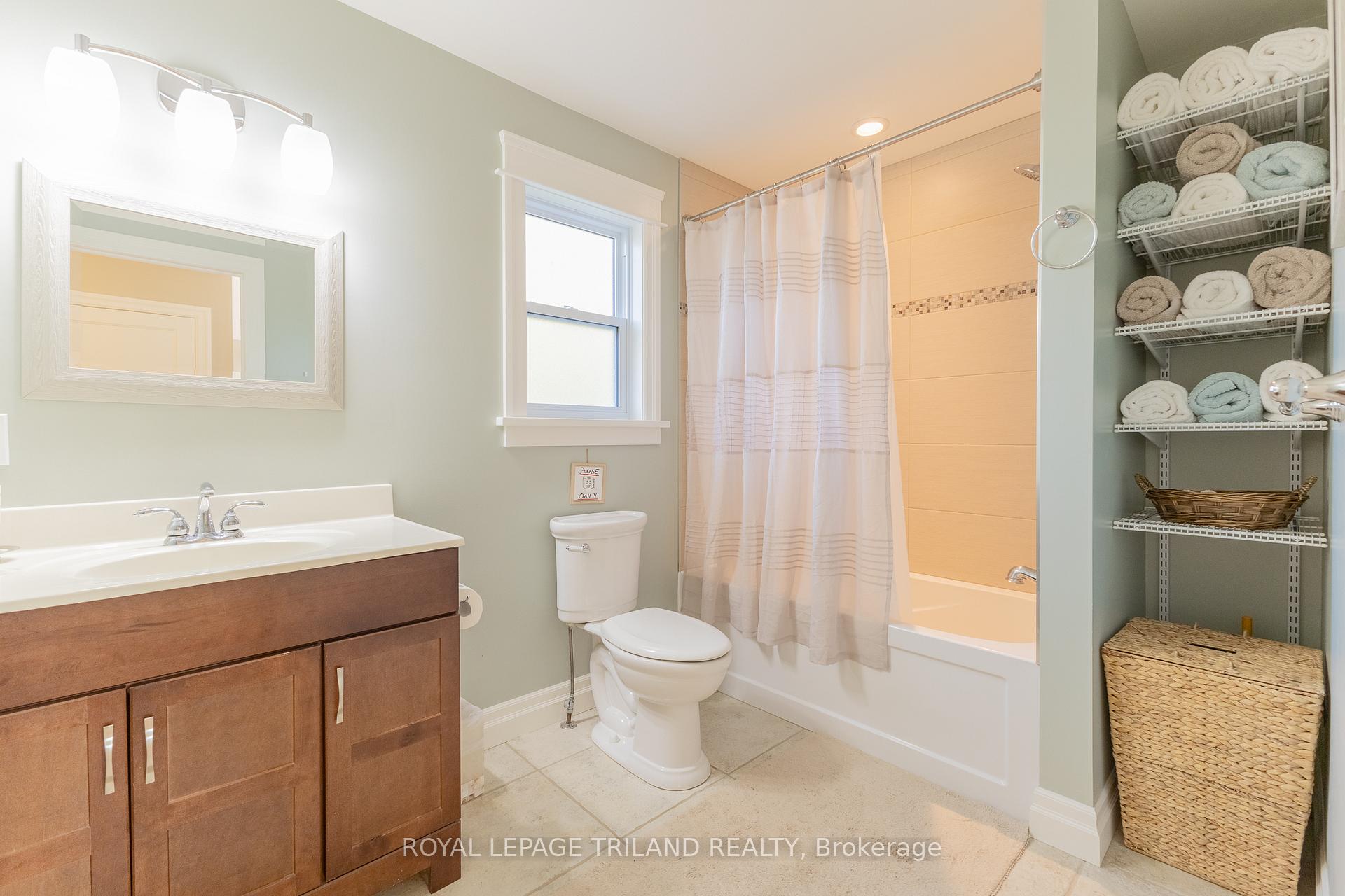 Photo 39 of 71888 Sunview Avenue, Bluewater, Hay — HOMEH
