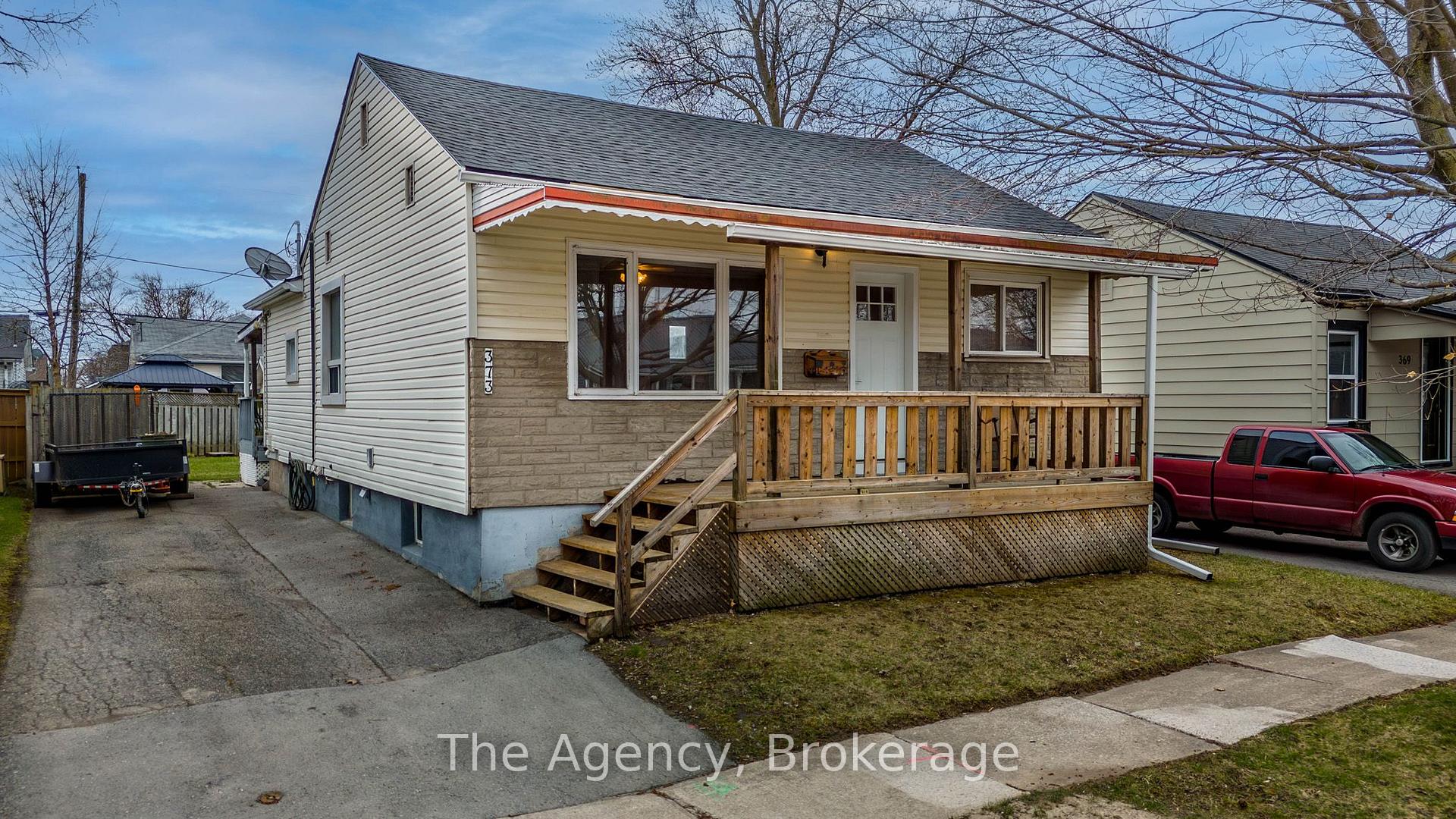 Photo 1 of 373 Corvette Street, Welland, Lincoln/Crowland — HOMEH