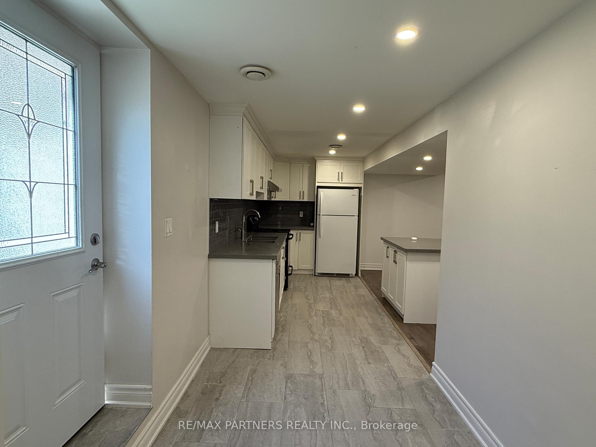 Photo 33 of 77 Foreht Crescent, Aurora, Aurora Heights — HOMEH