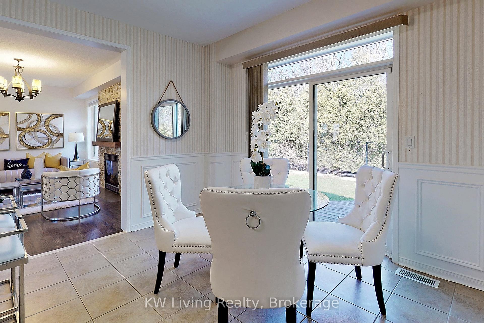 Photo 15 of 56 Robert Attersley Drive E, Whitby, Taunton North — HOMEH