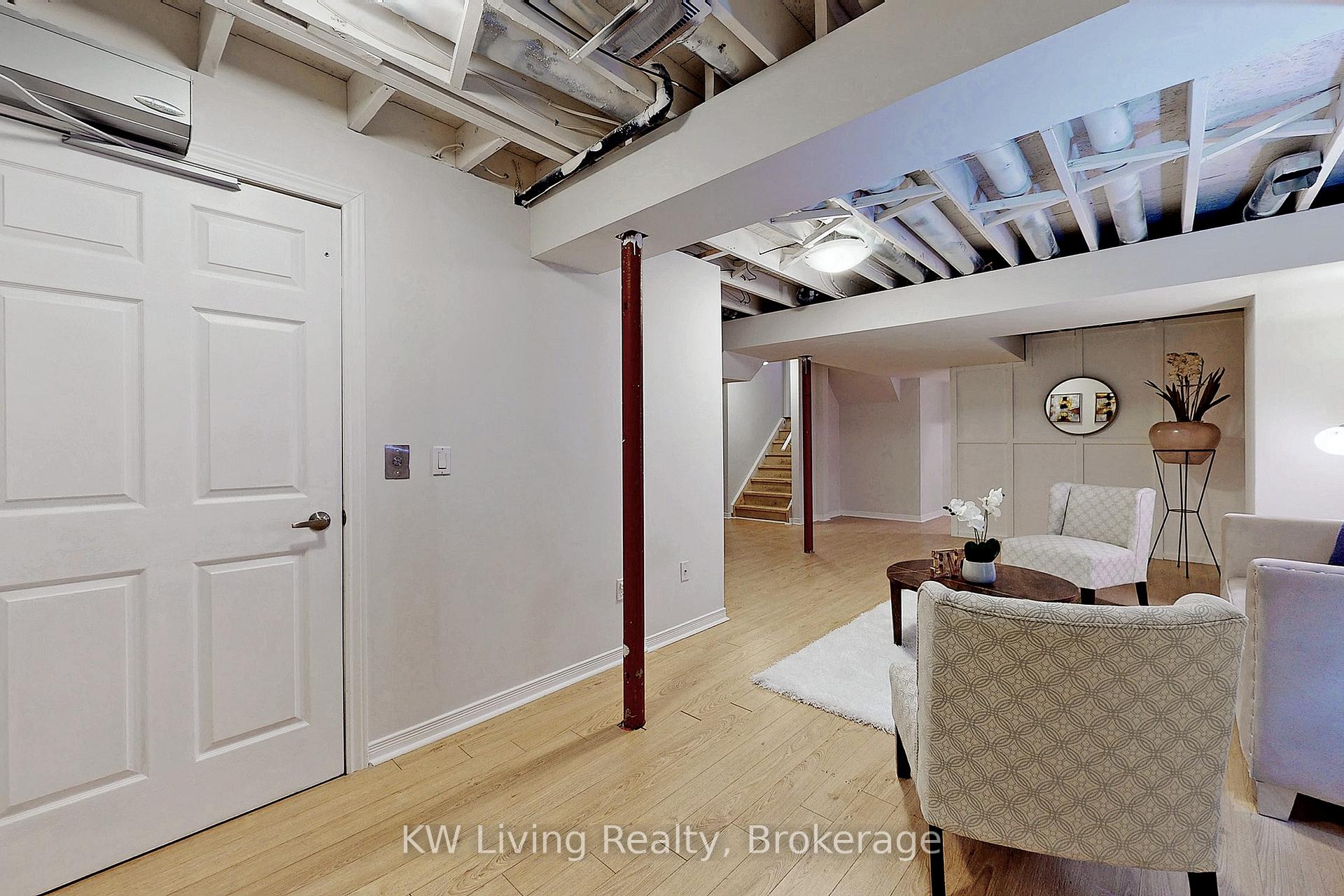 Photo 30 of 56 Robert Attersley Drive E, Whitby, Taunton North — HOMEH
