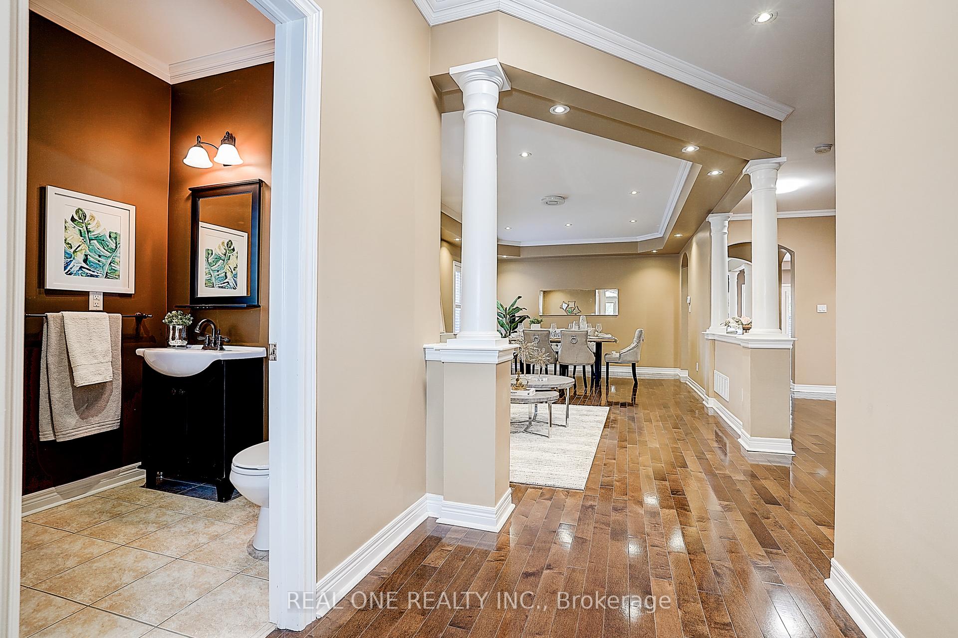 Photo 5 of 42 Donzi Lane, Vaughan, Patterson — HOMEH