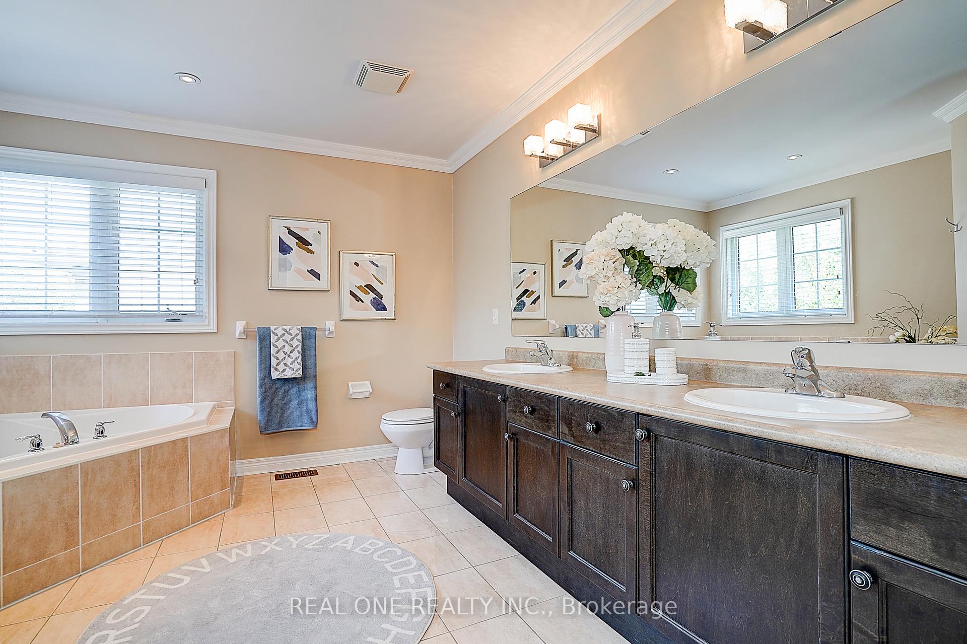 Photo 31 of 42 Donzi Lane, Vaughan, Patterson — HOMEH