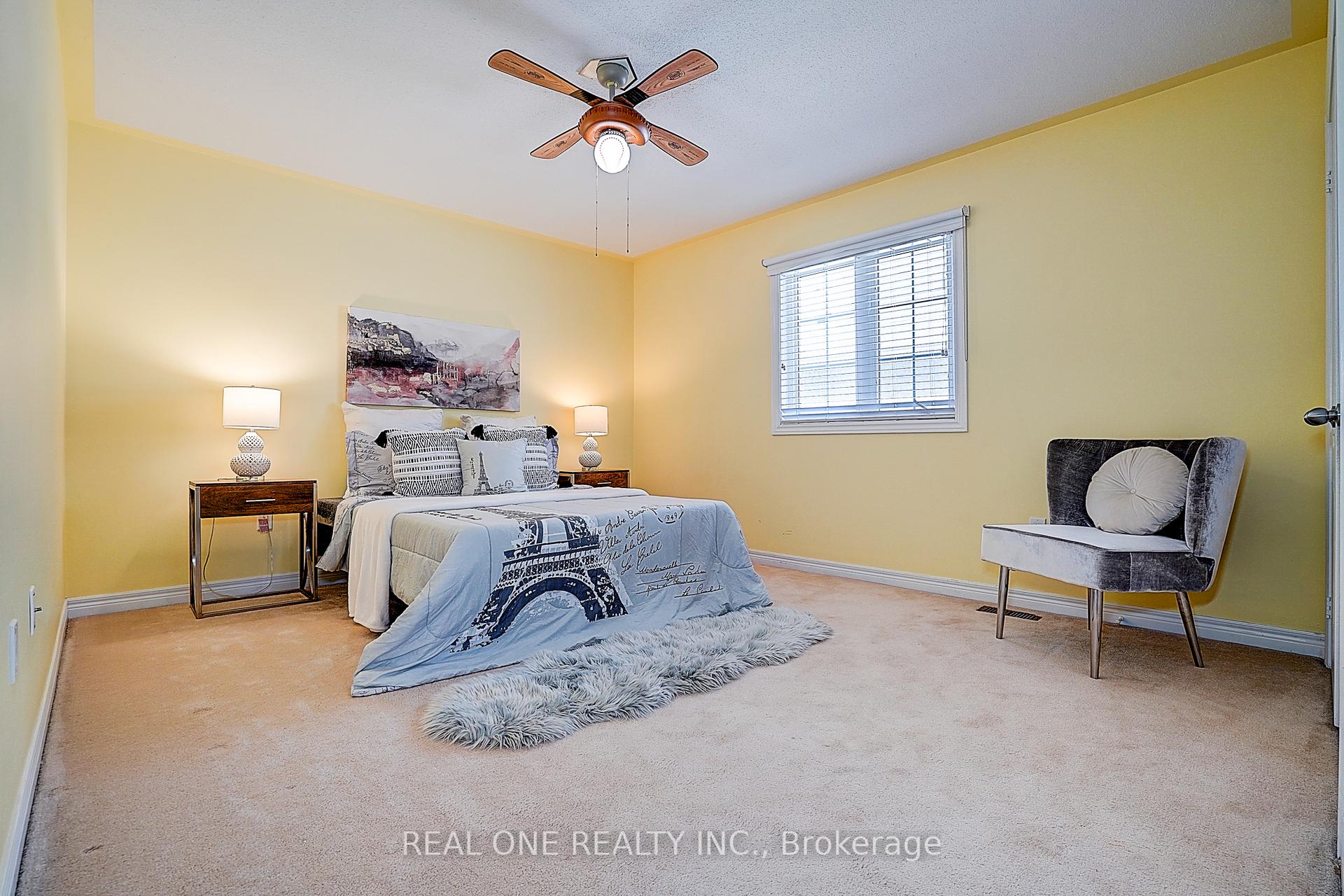 Photo 35 of 42 Donzi Lane, Vaughan, Patterson — HOMEH