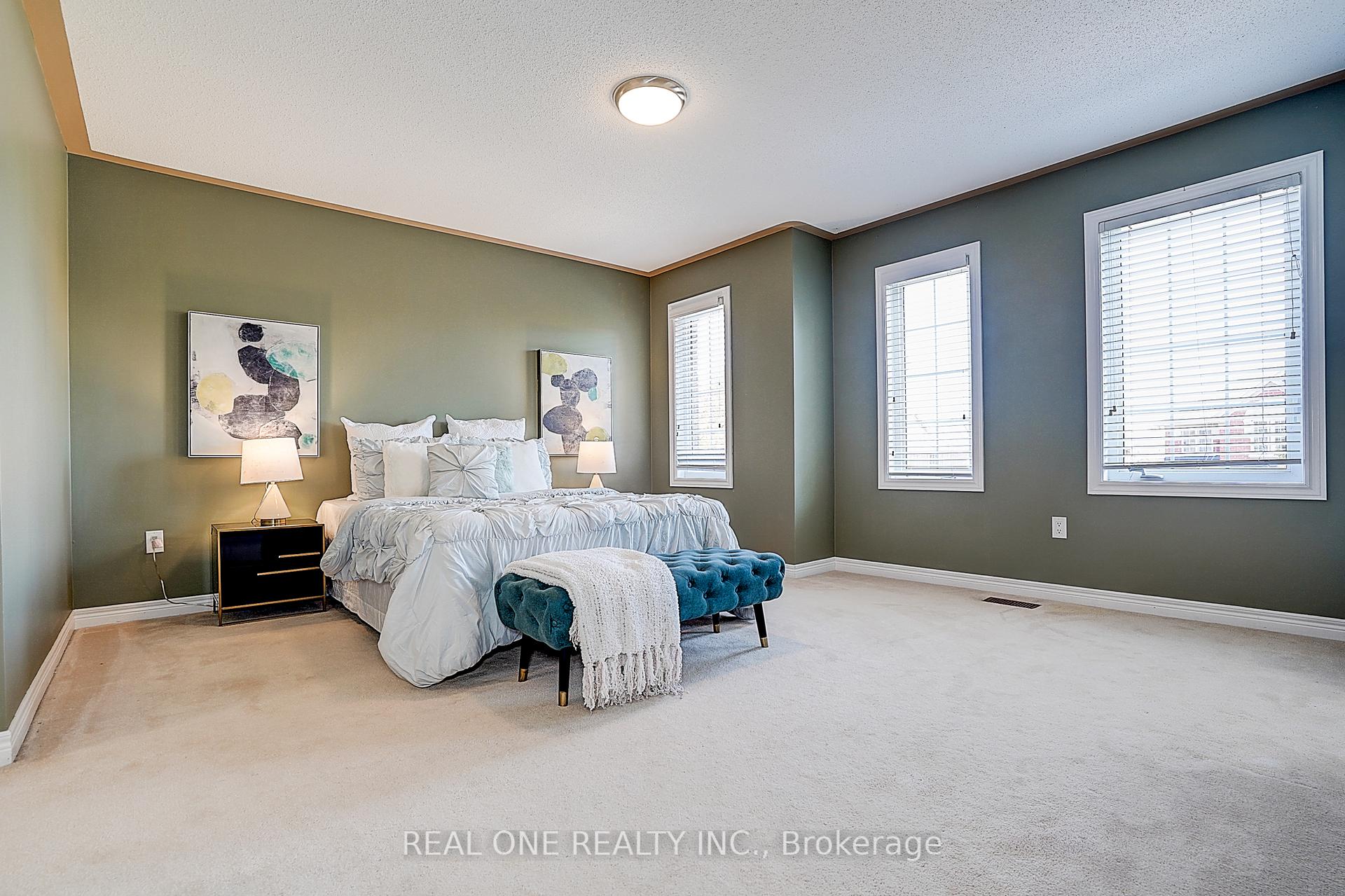 Photo 39 of 42 Donzi Lane, Vaughan, Patterson — HOMEH