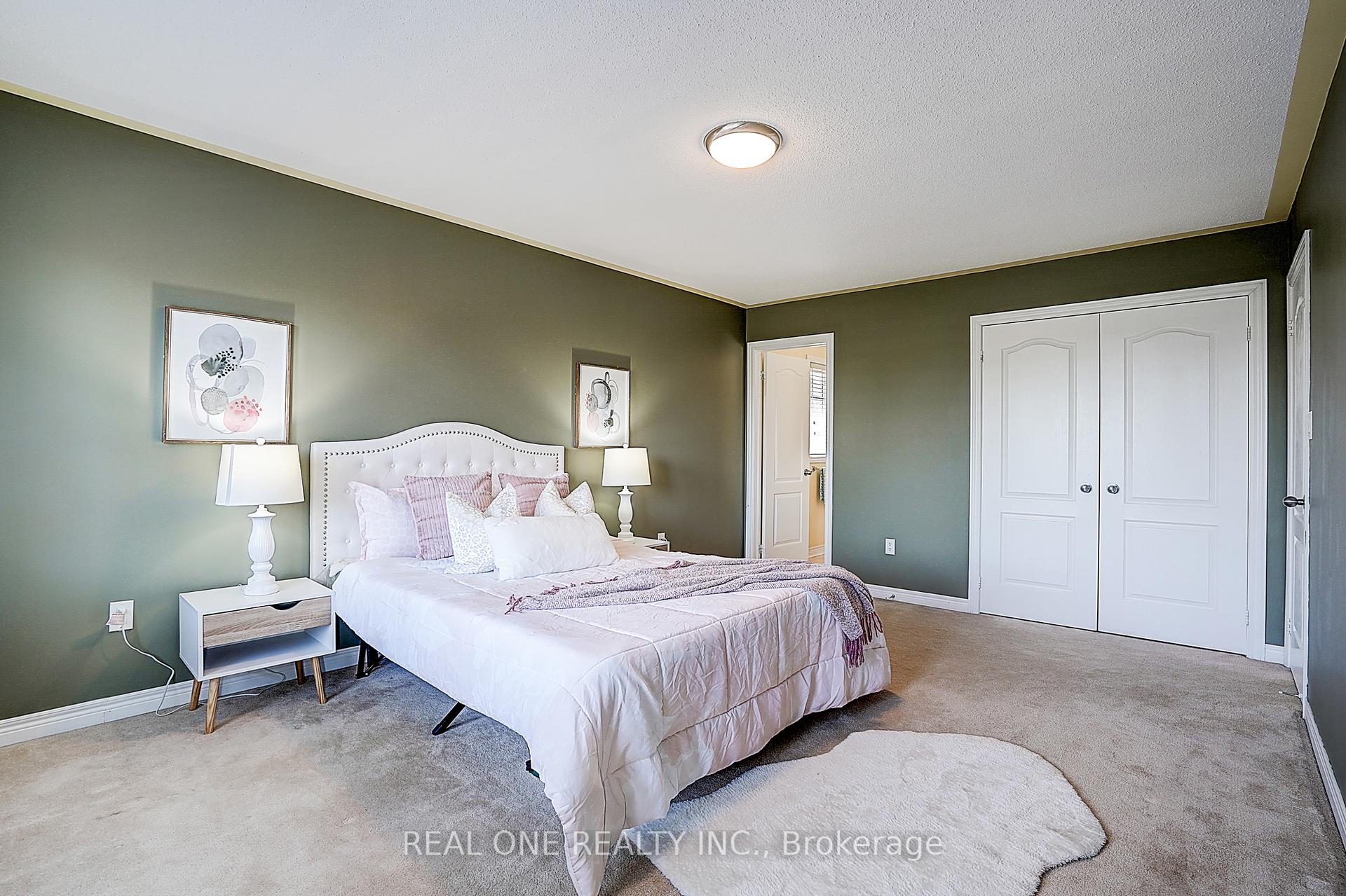 Photo 44 of 42 Donzi Lane, Vaughan, Patterson — HOMEH