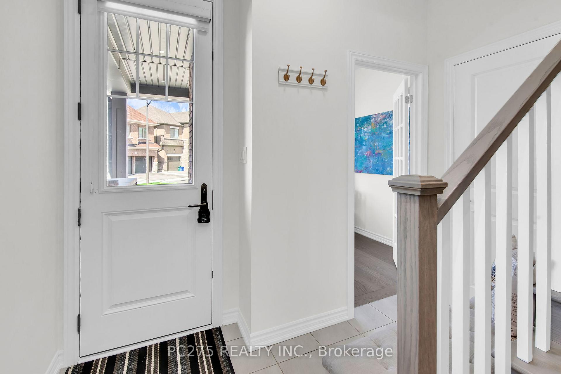 Photo 8 of 9 Swordfish Drive, Whitby, Lynde Creek — HOMEH