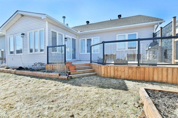 Photo 6 of 38 Melville Road E, Arnprior — HOMEH