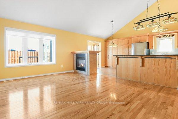 Photo 44 of 38 Melville Road E, Arnprior — HOMEH